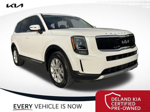 Glacial White Pearl 2022 Kia Telluride LX