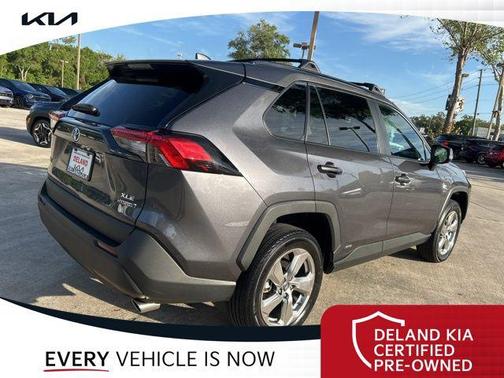 2021 Toyota RAV4 Hybrid XLE Premium