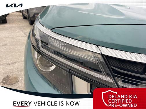 Pluton Blue 2025 Kia Seltos EX