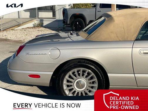 2004 Ford Thunderbird Premium