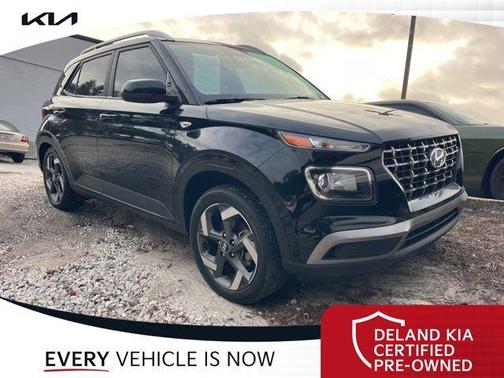 2024 Hyundai VENUE SEL