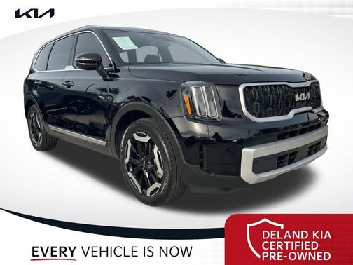 Ebony Black 2024 Kia Telluride EX