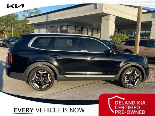 Ebony Black 2024 Kia Telluride EX