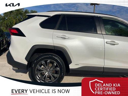 2023 Toyota RAV4 Hybrid XLE Premium