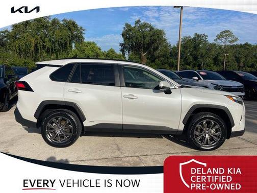 2023 Toyota RAV4 Hybrid XLE Premium