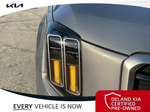 Everlasting Silver 2024 Kia Telluride S