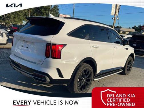 2023 Kia Sorento SX