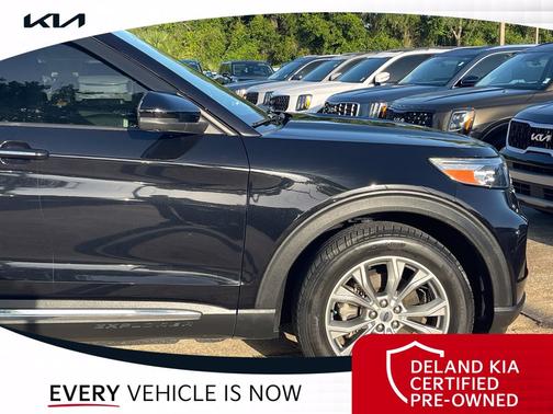 Agate Black Metallic 2021 Ford Explorer Base