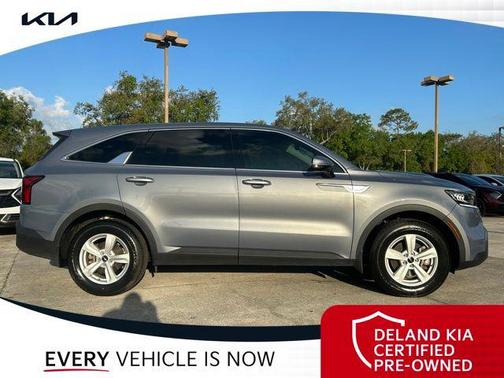 2023 Kia Sorento LX