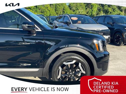 Ebony Black 2024 Kia Telluride S