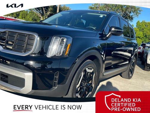 Ebony Black 2024 Kia Telluride S