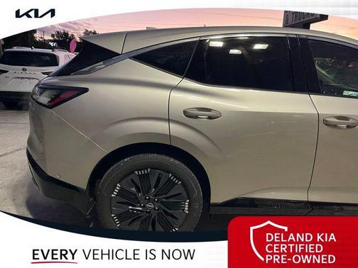 2025 Nissan Murano Platinum