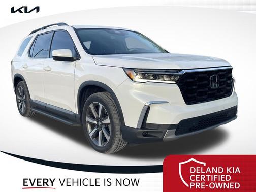 Platinum White Pearl 2025 Honda Pilot Touring 8-Passenger