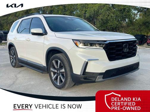 Platinum White Pearl 2025 Honda Pilot Touring 8-Passenger