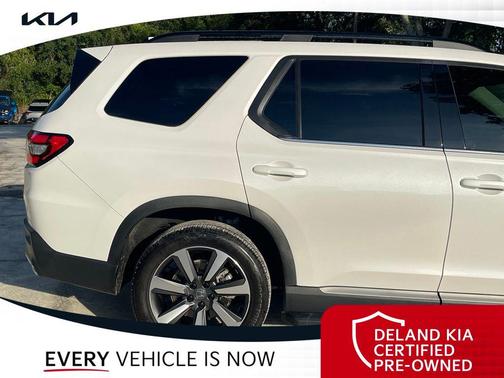 Platinum White Pearl 2025 Honda Pilot Touring 8-Passenger
