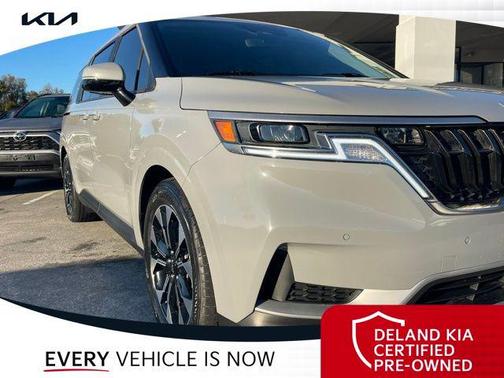 2024 Kia Carnival EX