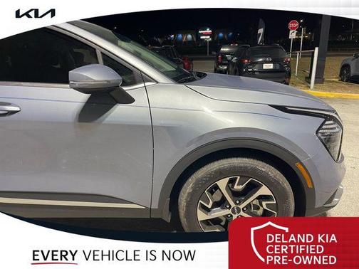 2025 Kia Sportage EX