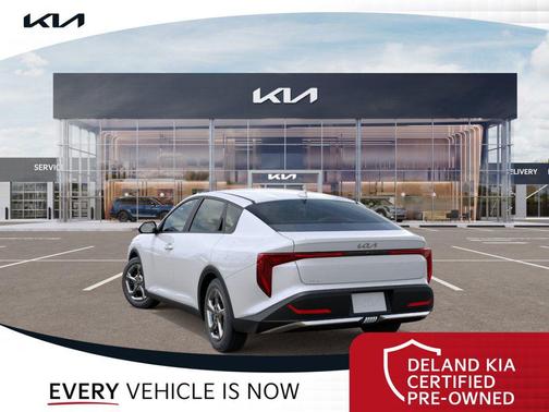 Snow White Pearl 2026 Kia K4 LXS