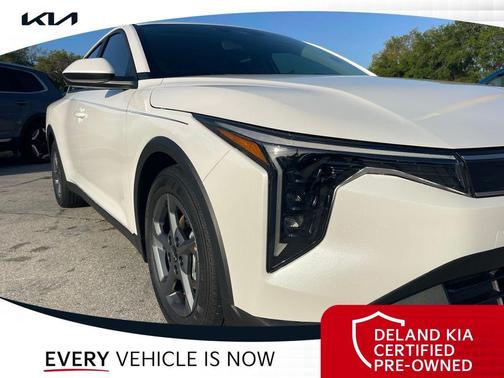 Snow White Pearl 2026 Kia K4 LXS