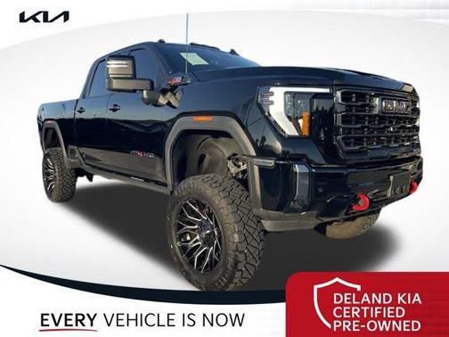 Onyx Black 2024 GMC Sierra 2500 AT4