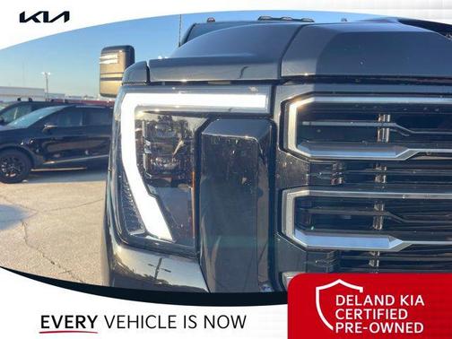 Onyx Black 2024 GMC Sierra 2500 AT4