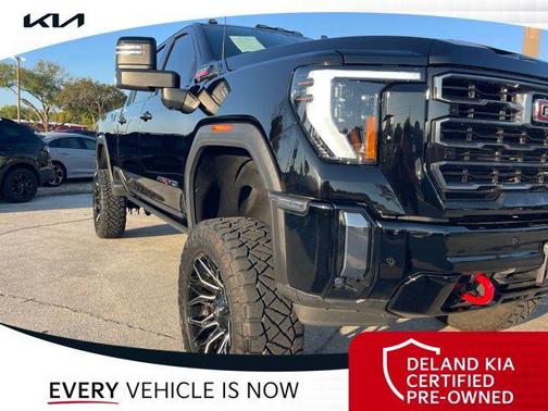 Onyx Black 2024 GMC Sierra 2500 AT4
