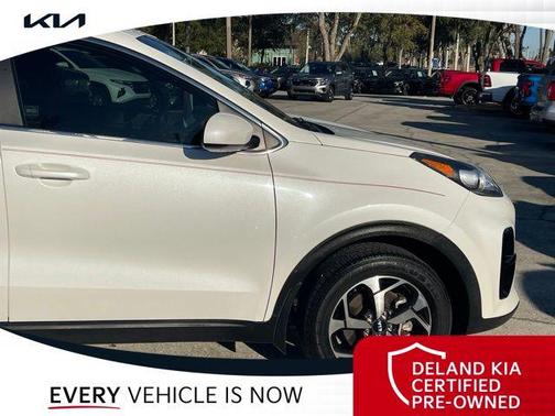 2022 Kia Sportage LX