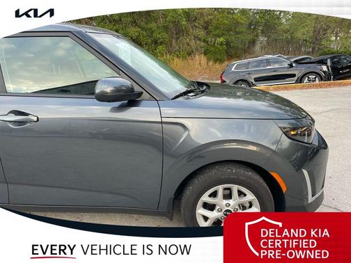 Gravity Gray 2023 Kia Soul LX