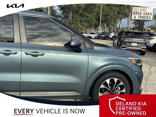 2023 Kia Carnival EX