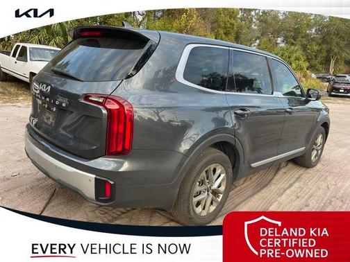 2023 Kia Telluride LX