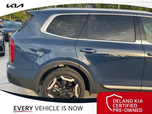 Midnight Lake Blue 2024 Kia Telluride S