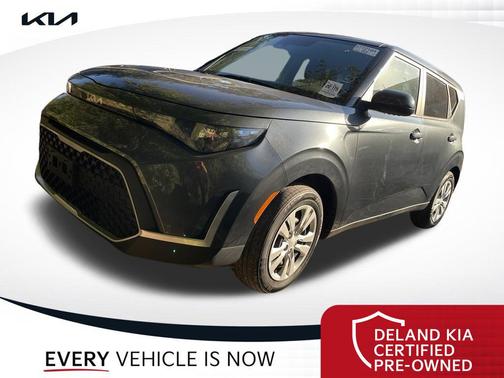 Gravity Gray 2023 Kia Soul LX