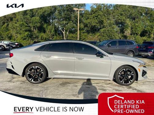 2022 Kia K5 GT-Line