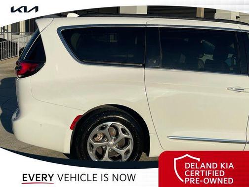 2022 Chrysler Pacifica Limited