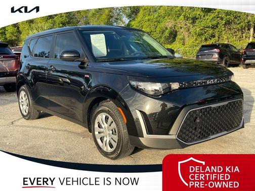 Fusion Black 2025 Kia Soul LX