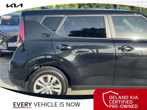 Fusion Black 2025 Kia Soul LX