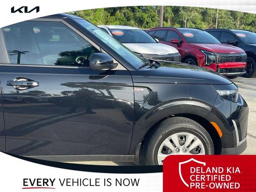 Fusion Black 2025 Kia Soul LX