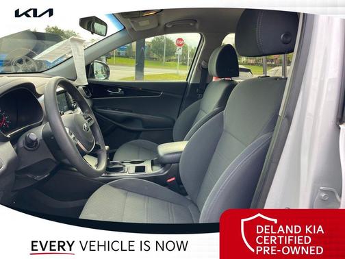 Snow White Pearl 2020 Kia Sorento L