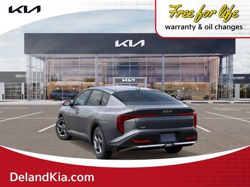 2026 Kia K4 LXS