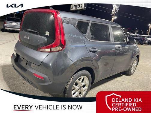 2022 Kia Soul LX