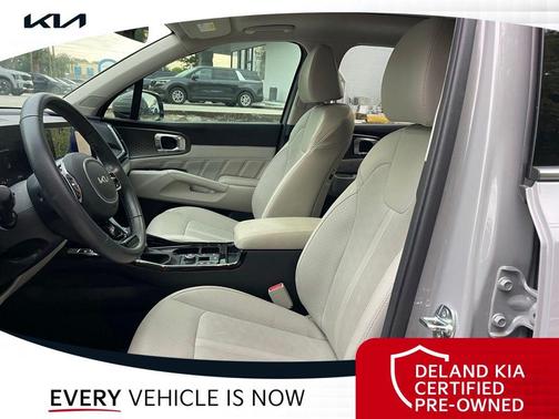 Wolf Gray 2024 Kia Sorento SX