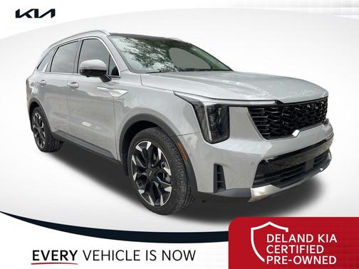 Wolf Gray 2024 Kia Sorento SX