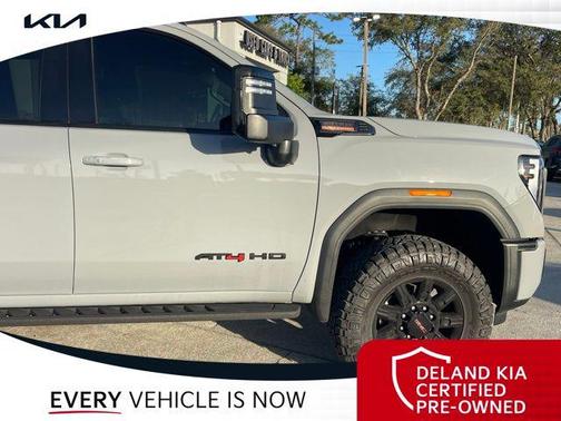 2024 GMC Sierra 2500 AT4