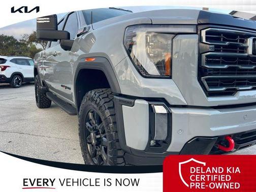 2024 GMC Sierra 2500 AT4