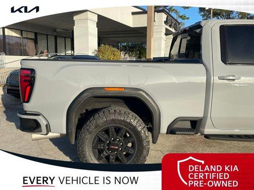 2024 GMC Sierra 2500 AT4