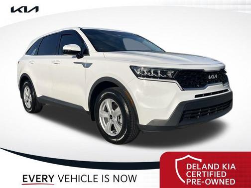 2022 Kia Sorento LX