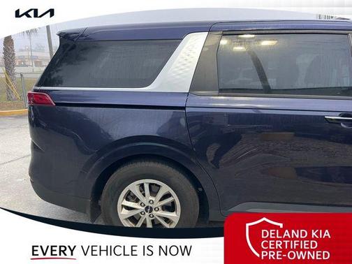 2023 Kia Carnival LX