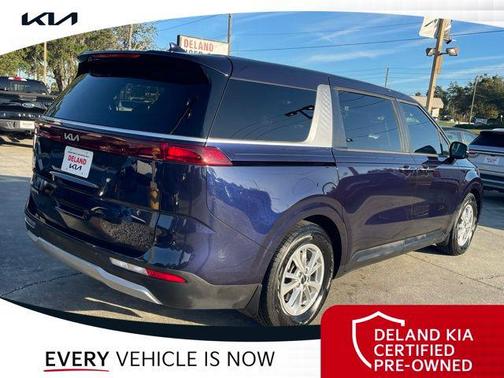 2023 Kia Carnival LX