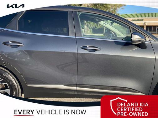 Gray 2024 Kia Sportage EX