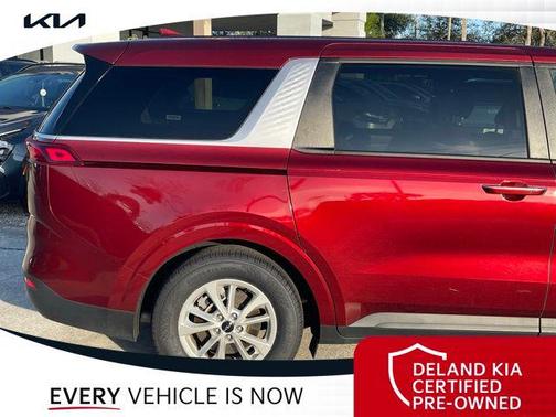 2024 Kia Carnival LX